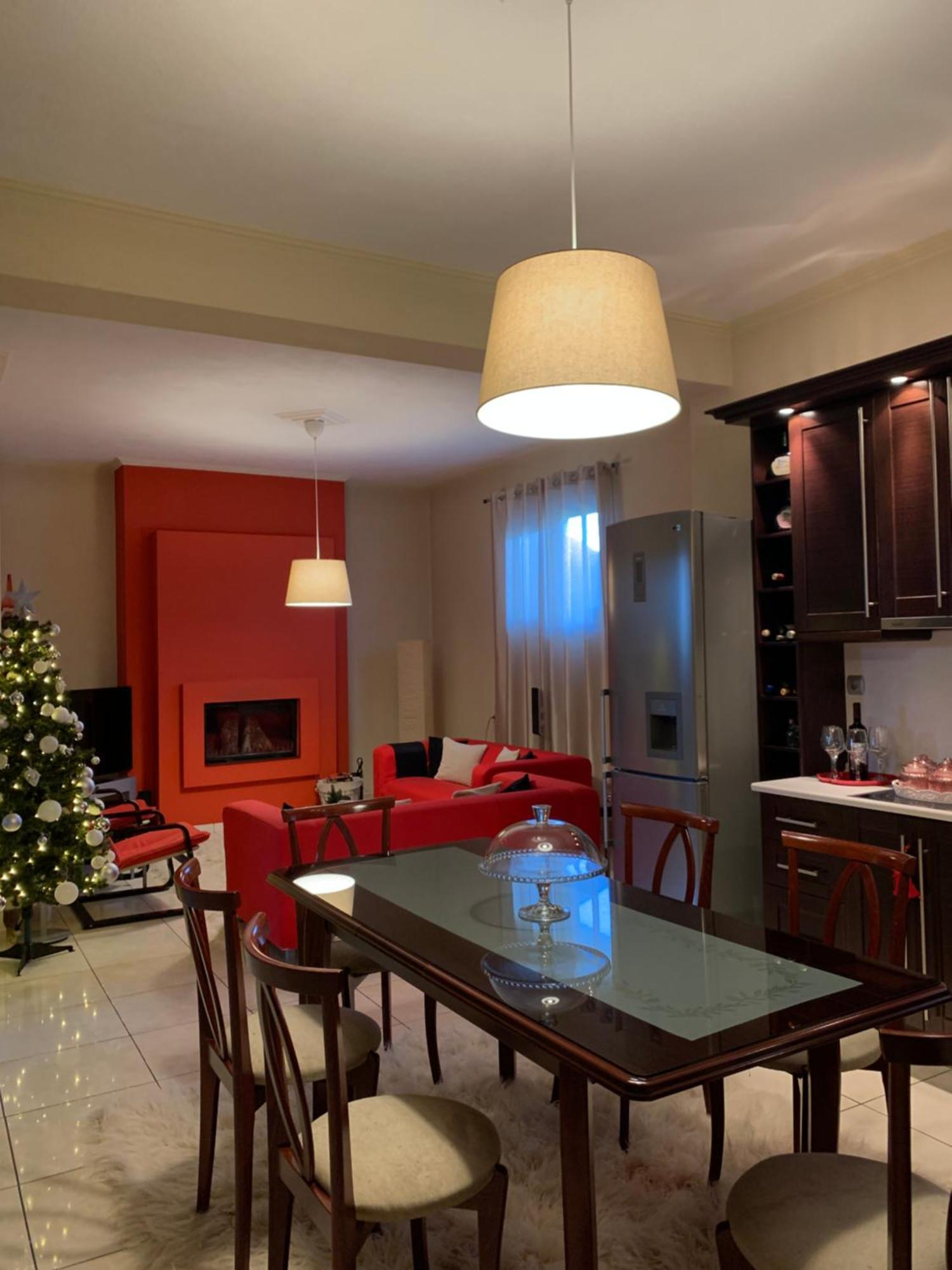 Sweet Red Home Tríkala Kültér fotó